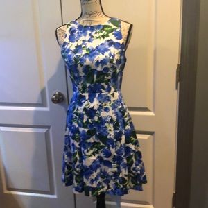 Molly sleeveless floral dress